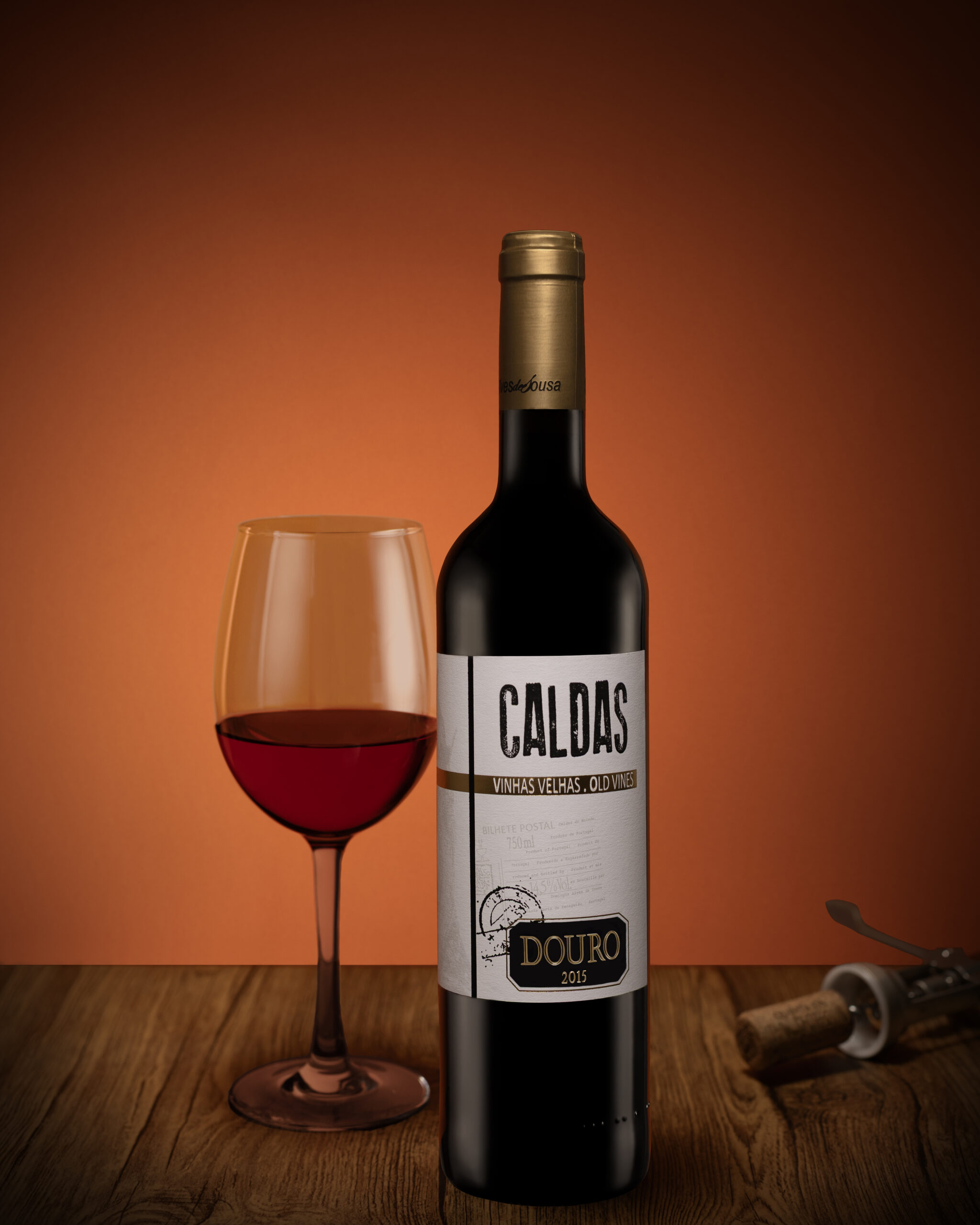 Fotografia de produto GaMa27_garrafa caldas