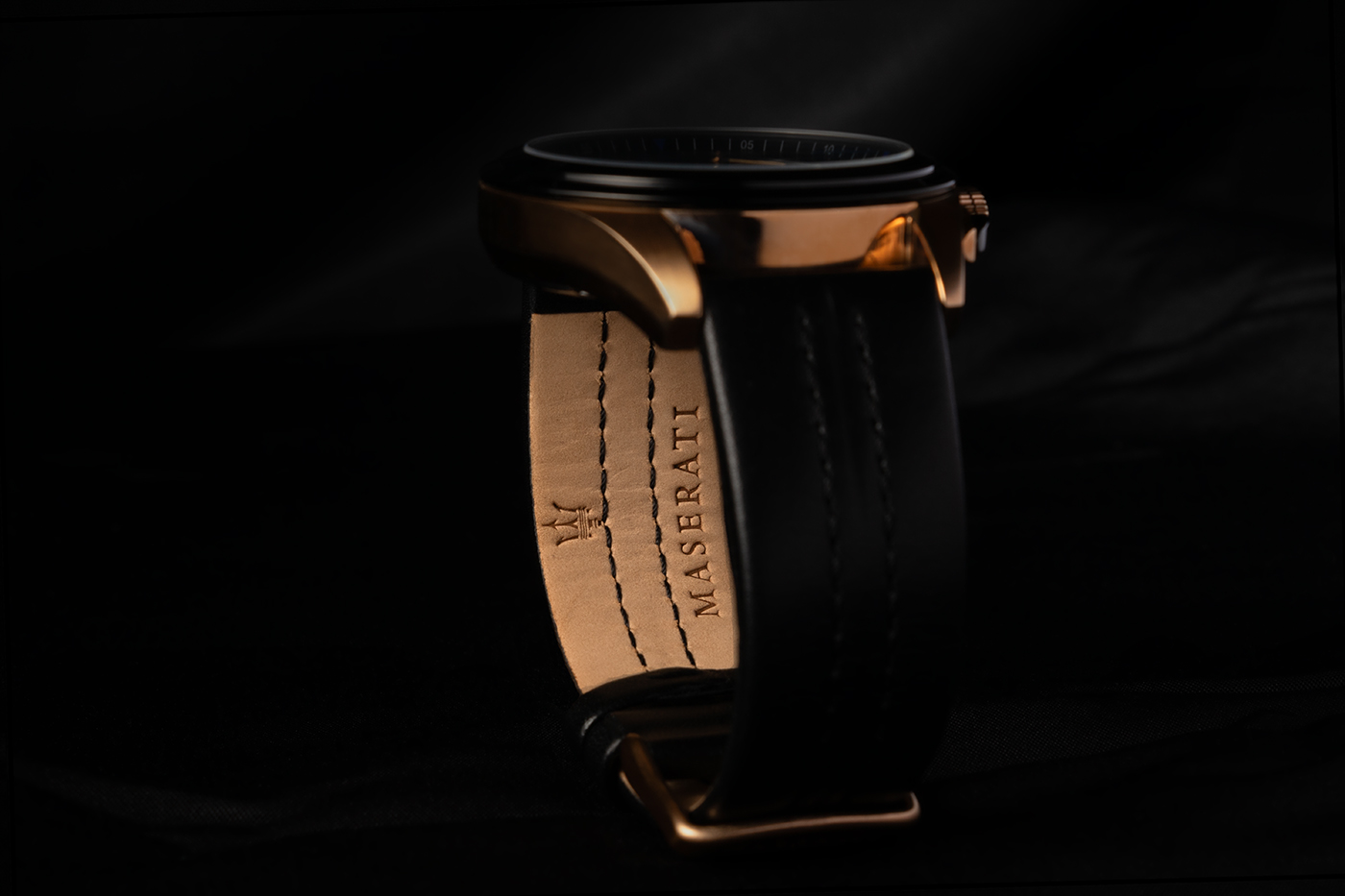 Fotografia de produto GaMa27_relógio Maserati_fundo ambiente_4